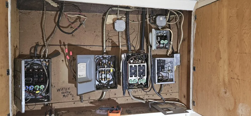 Slide of G and G Electrical