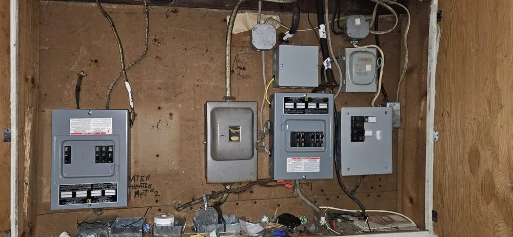 Slide of G and G Electrical