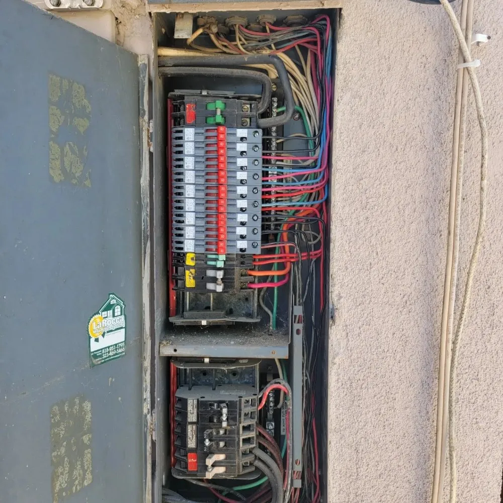 Emergency lighting installation experts serving San Fernando Valley, CA - G T Electric