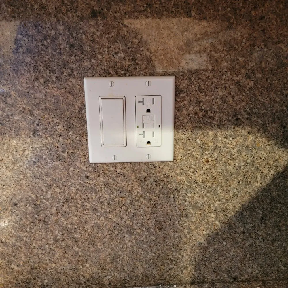 Expert electrician providing panel upgrade in San Fernando Valley, CA - G T Electric