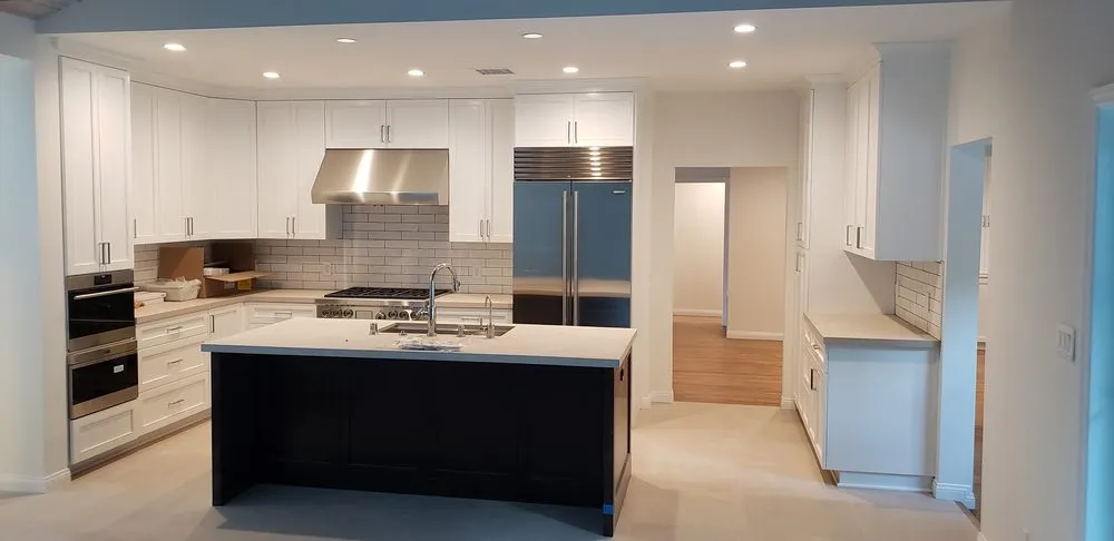 Reliable electrician providing panel upgrade in San Fernando Valley, CA - G T Electric