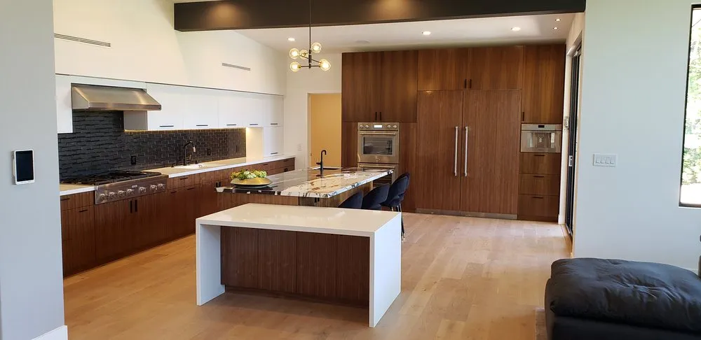 Emergency outlet and switch repair in San Fernando Valley, CA by G T Electric