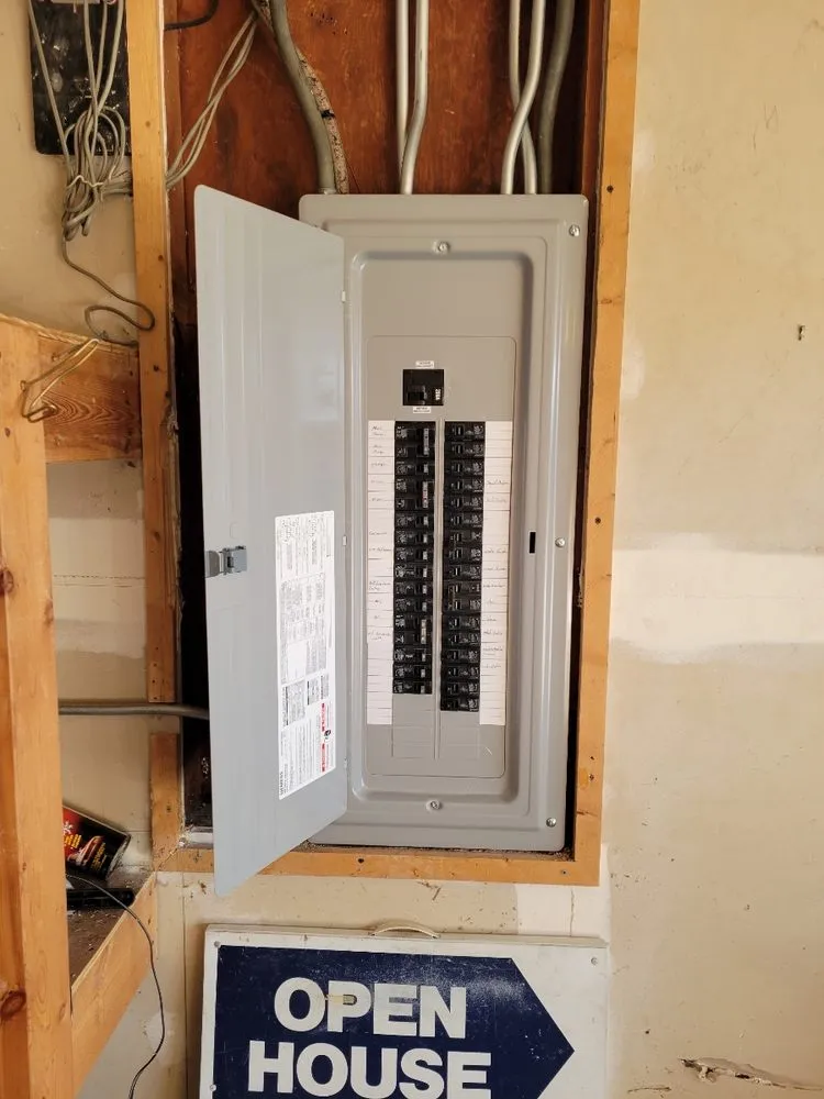 Slide of Gabriel’s Electrical Services