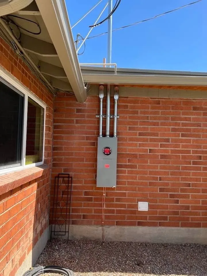 Slide of Gabs Contracting