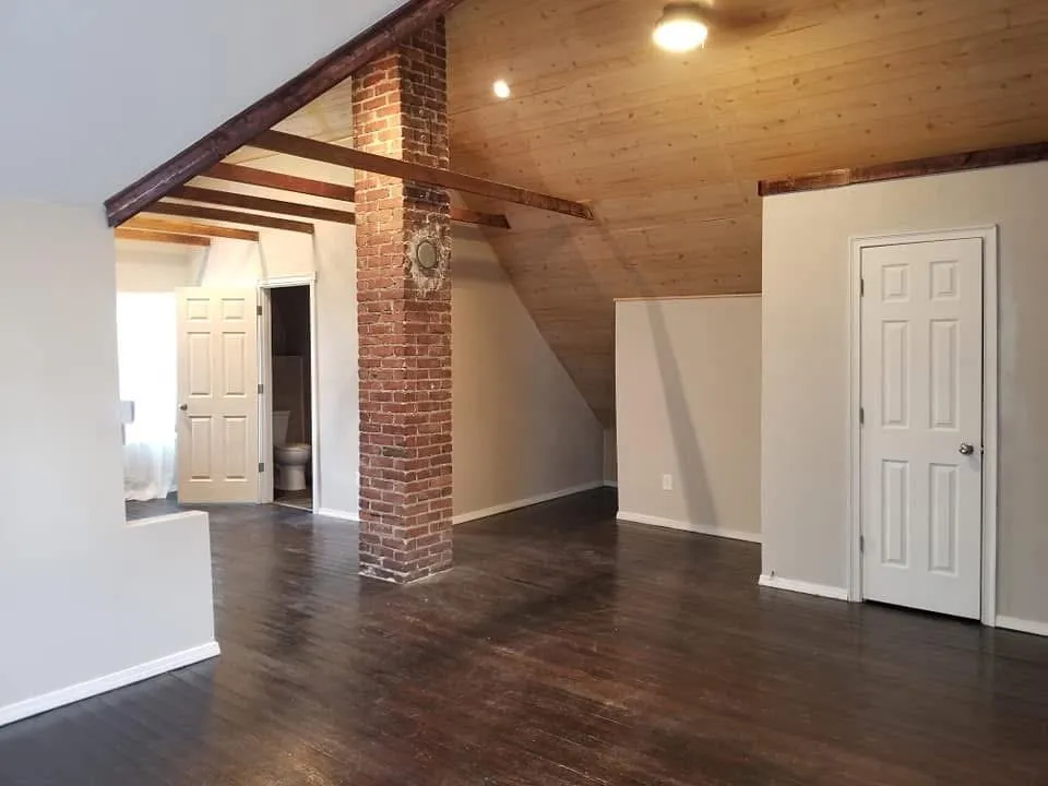 Slide of Gabs Contracting