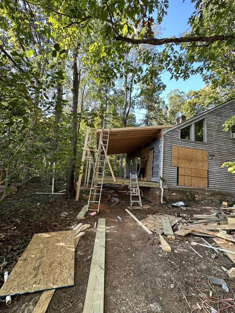 Emergency electrician providing panel upgrade in , 