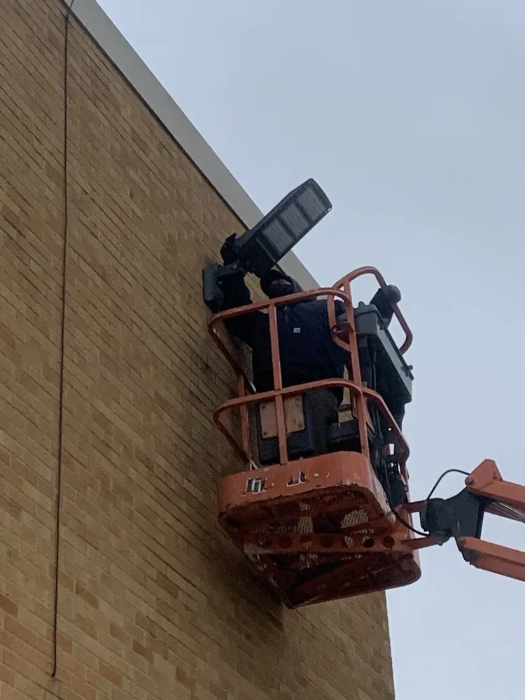 Slide of Gadertech Electric