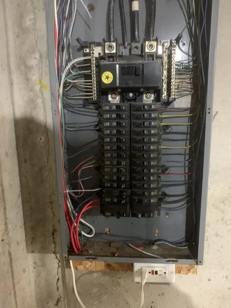 Slide of Gadertech Electric