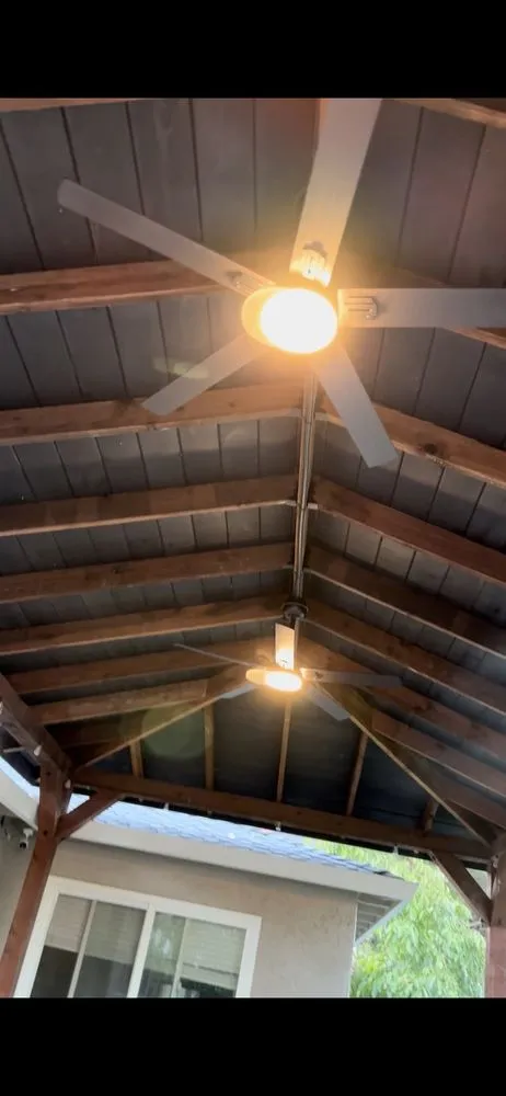 Slide of Gaetaway Electric