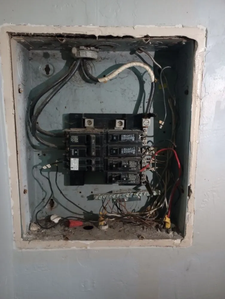 Slide of Galarza Electric