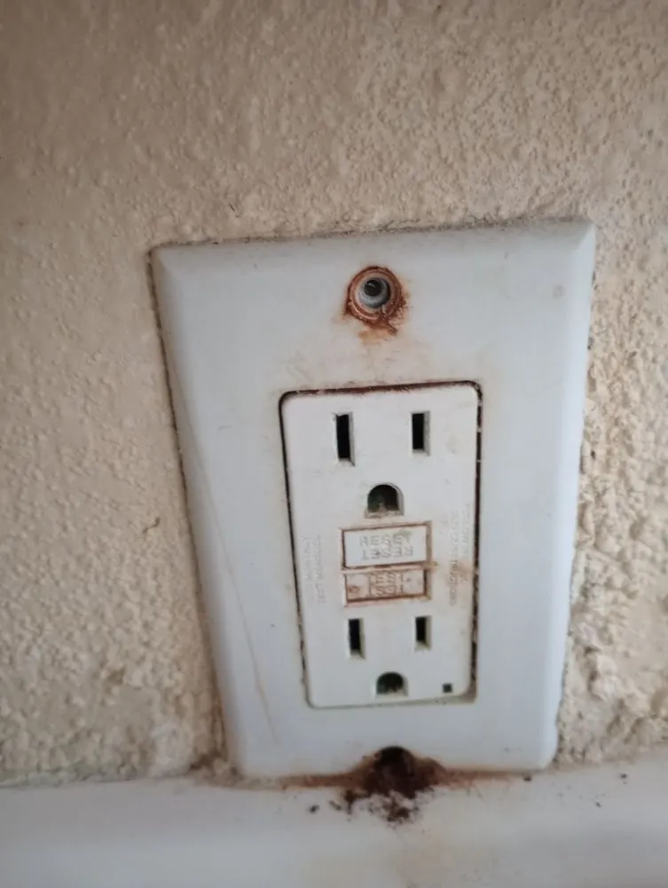 Slide of Galarza Electric