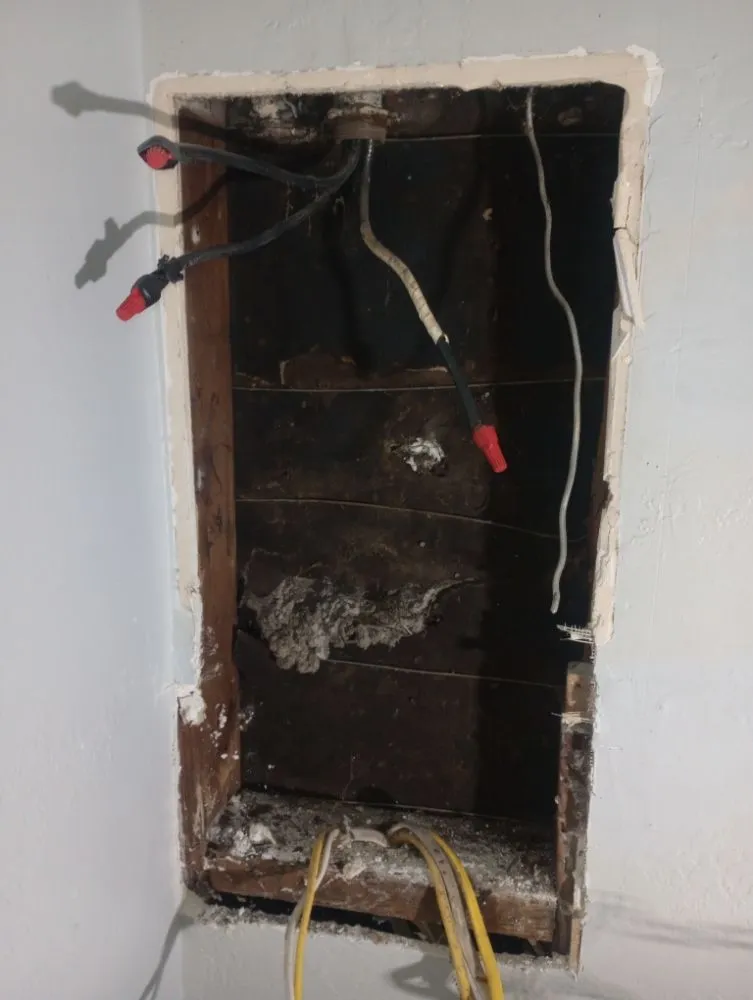 Slide of Galarza Electric