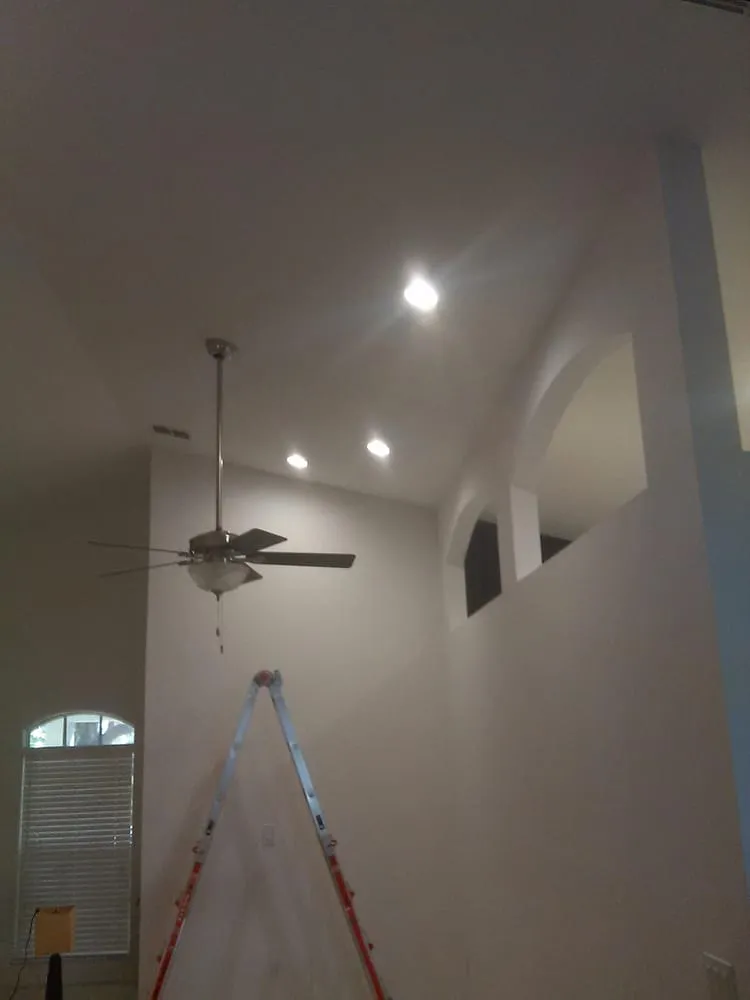 Certified electrical service for homes in lighting installation,  by 