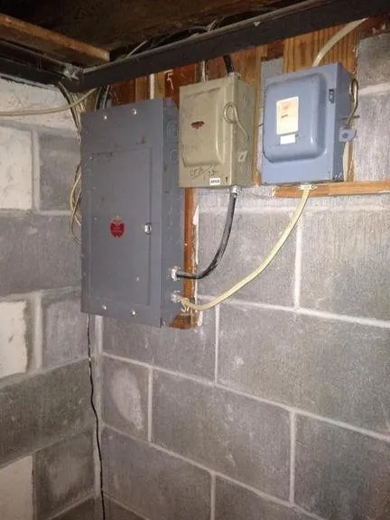 Slide of Galvan Electric