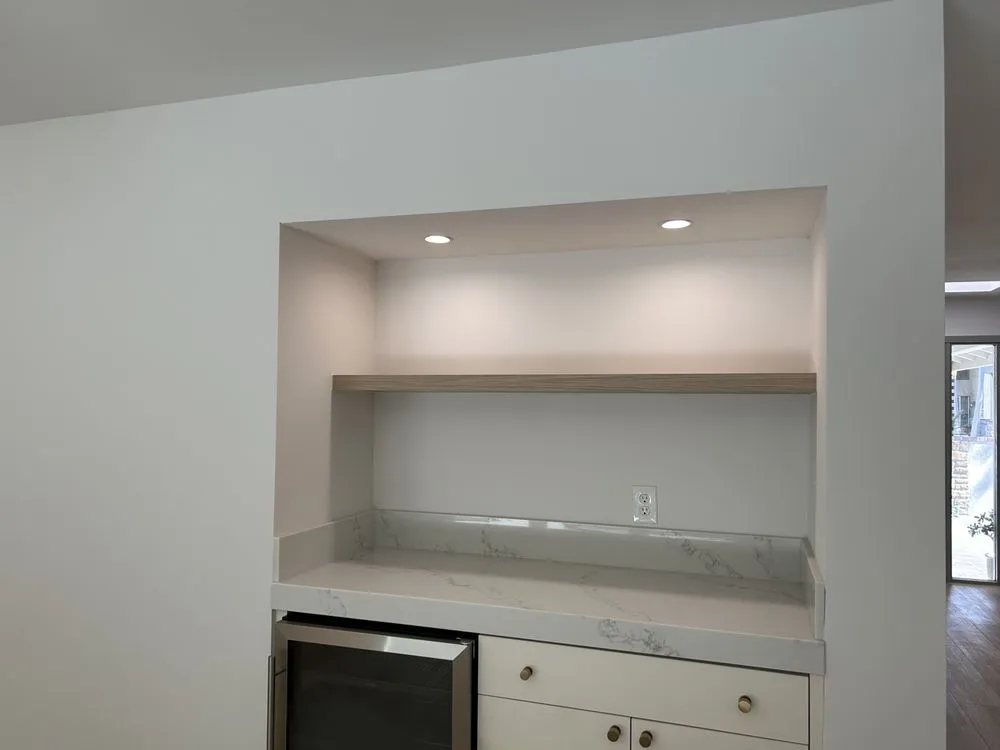 Slide of Gama Electric