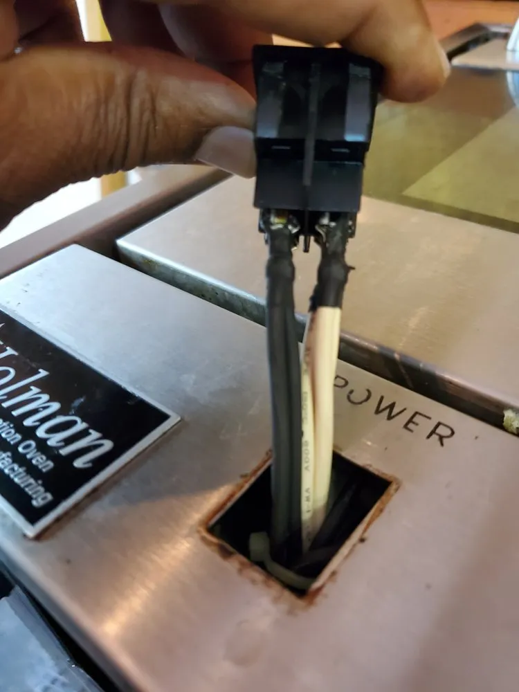 Slide of Gambi Electric