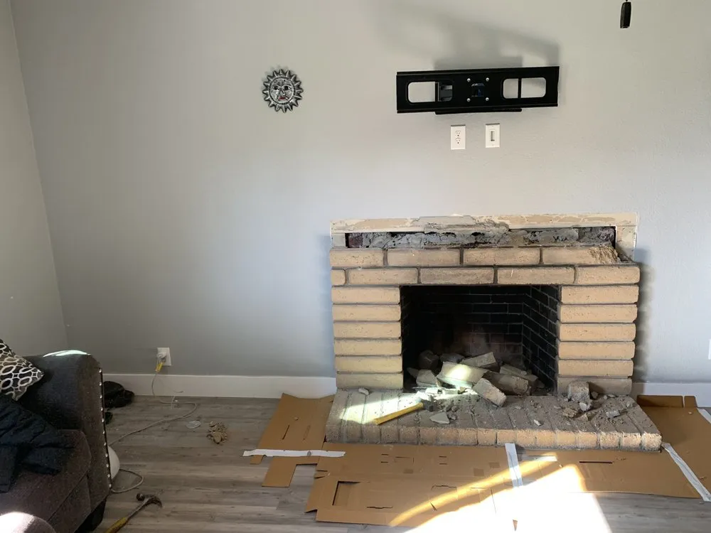 Slide of Gamez Electric