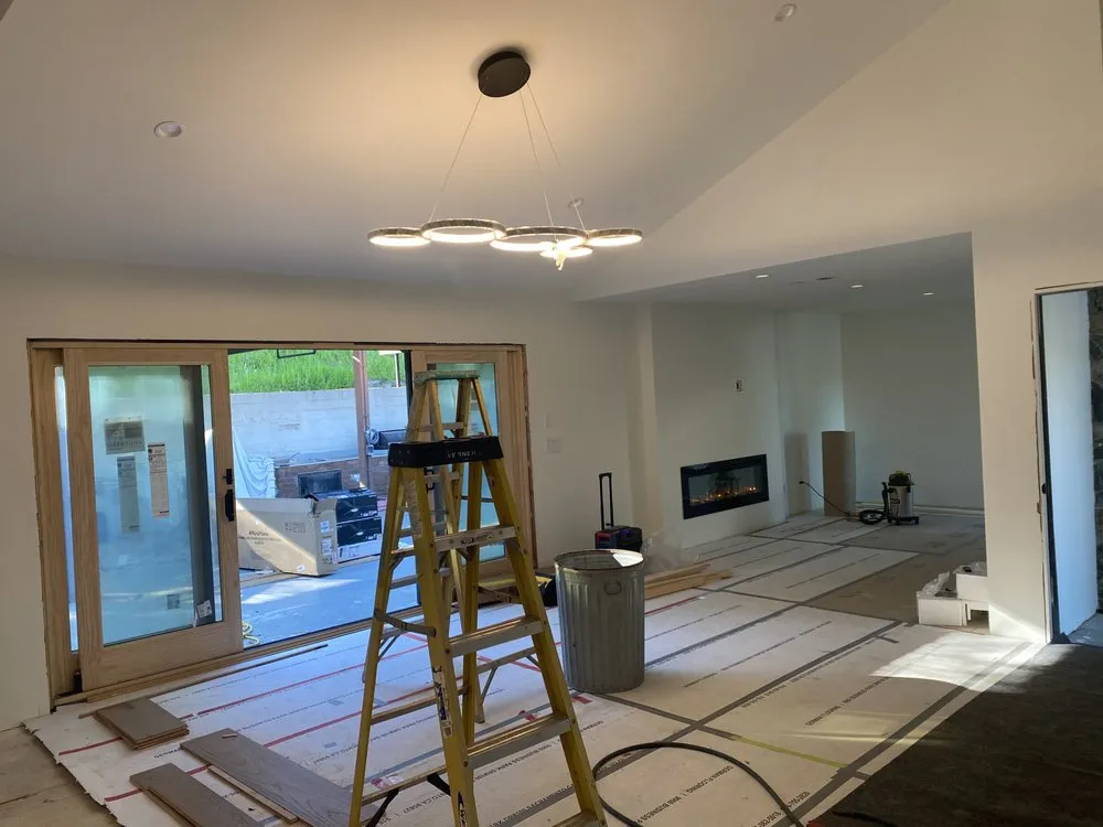 Slide of Gamez Electric