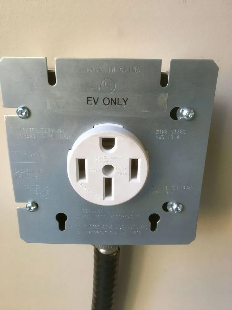 Affordable circuit breaker repair in South Ozone Park, NY by Garber Electrical