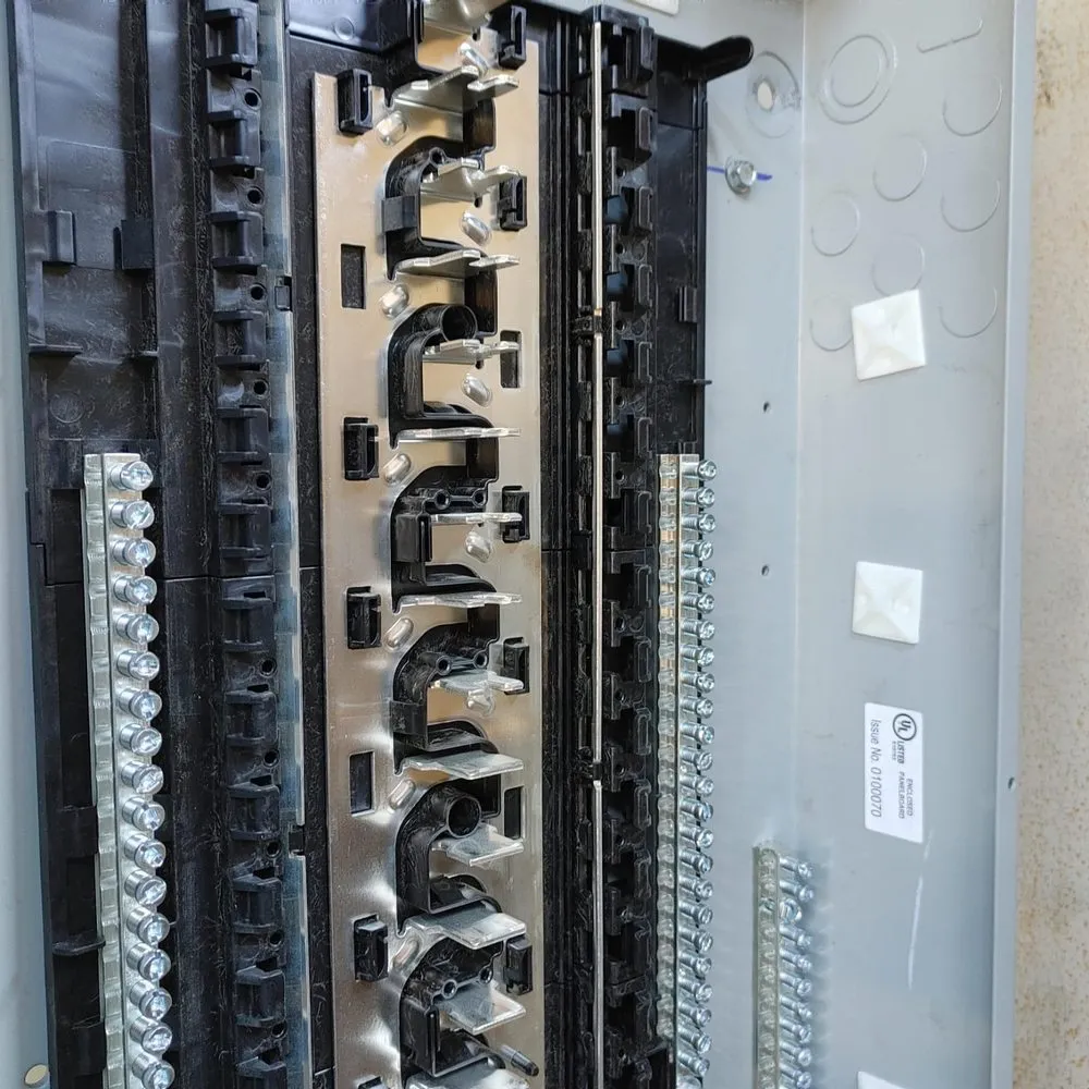 Slide of García Electrical Jobs And Handyman