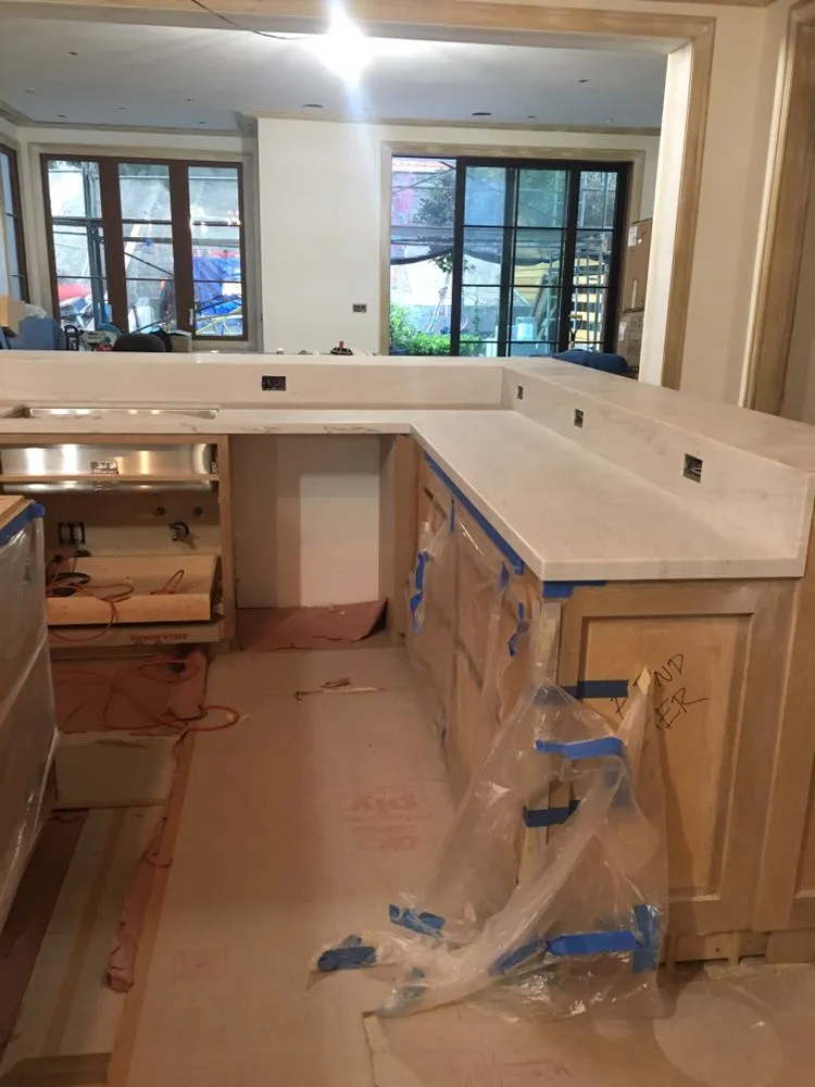 Professional circuit breaker repair experts serving ,  - Garcia Electric