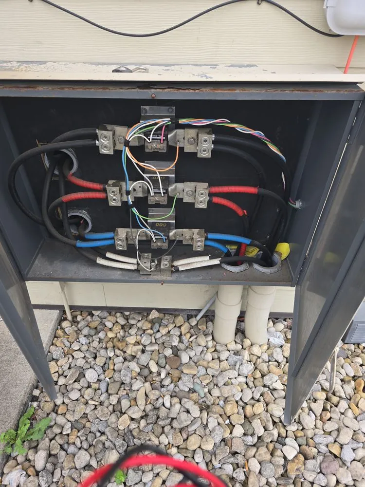 Slide of Garcias Elite Contractors