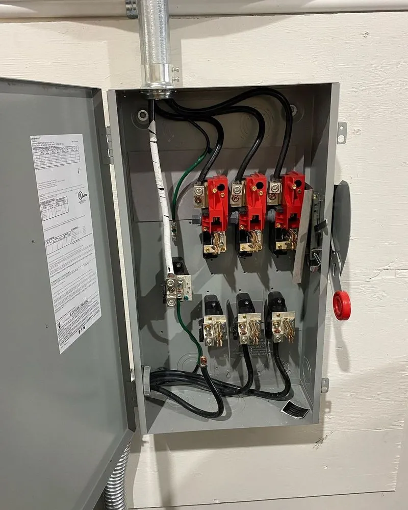 Slide of Garden City South Electricians