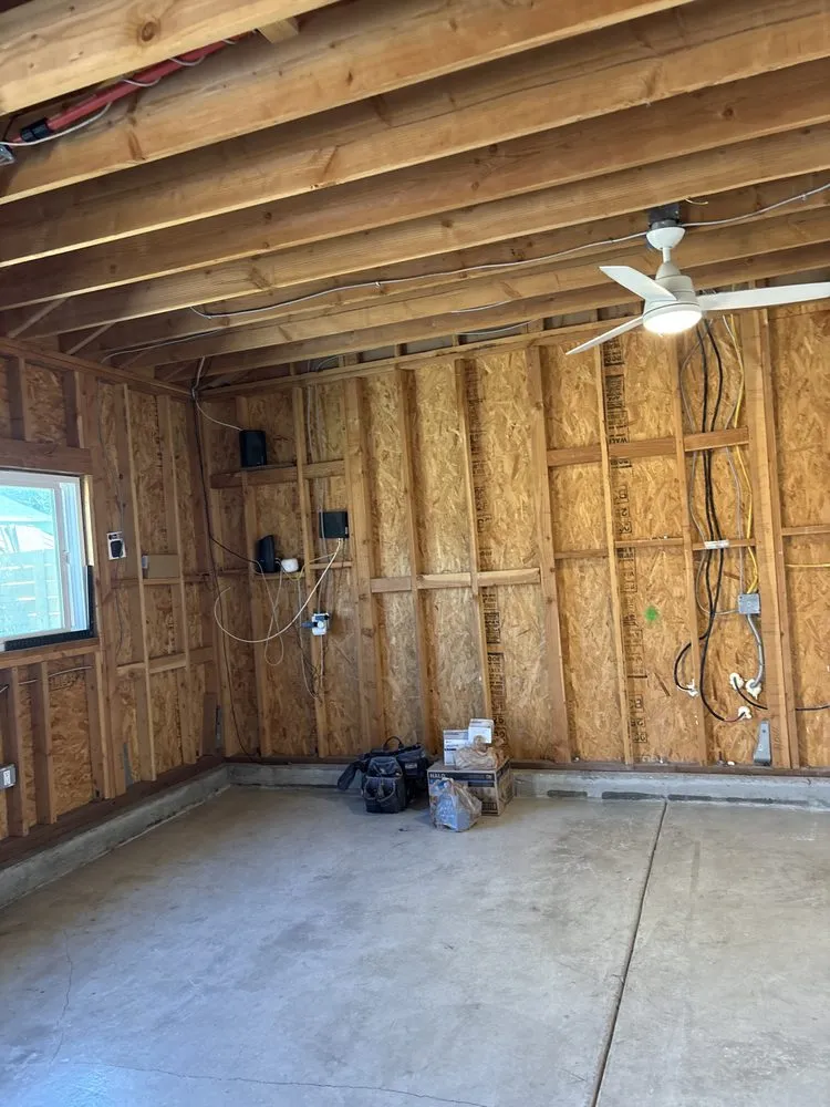 Slide of Garibays Elite Electric