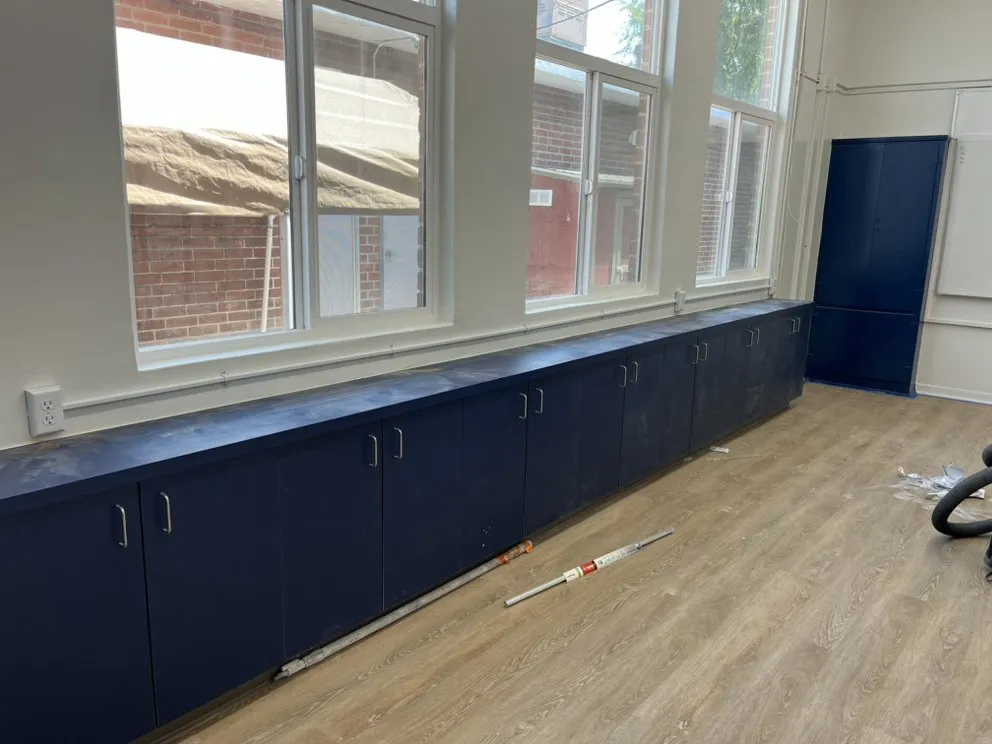 Slide of Garibays Elite Electric