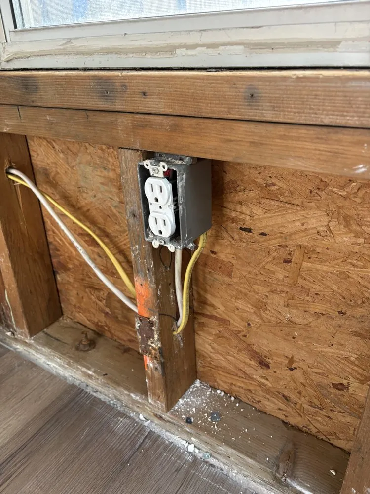 Slide of Garibays Elite Electric