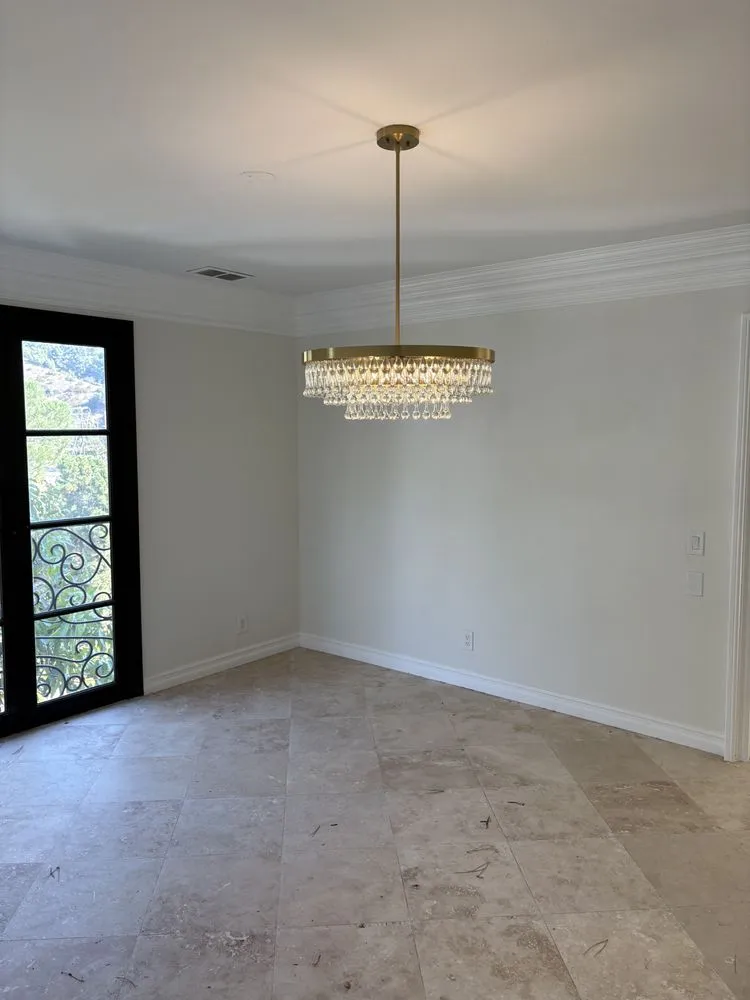 Slide of Garibays Elite Electric