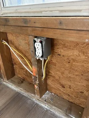 Garibays Elite Electric Logo