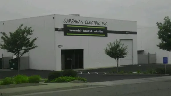Garrahan Electric Logo