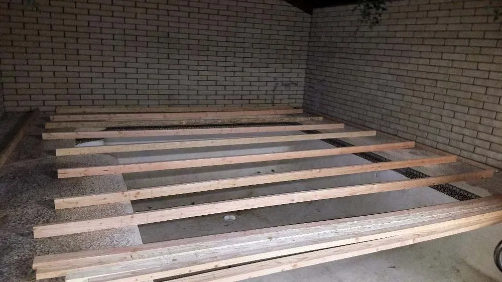 Emergency electrician providing lighting installation in , 