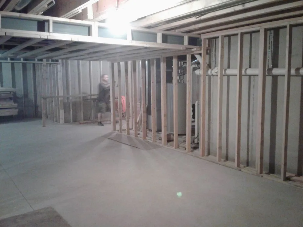 Slide of Gary's Home Improvement