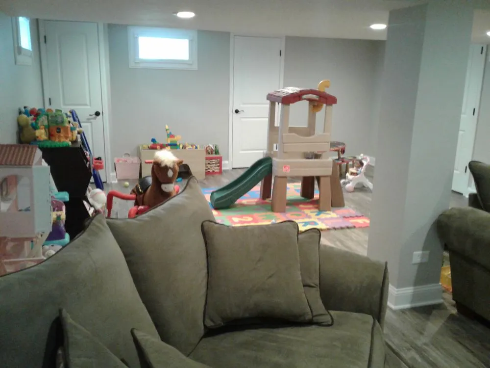 Slide of Gary's Home Improvement