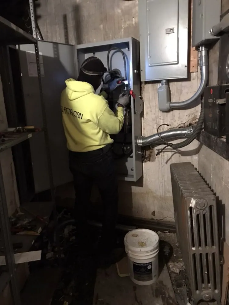 Slide of GAT Electrical Services