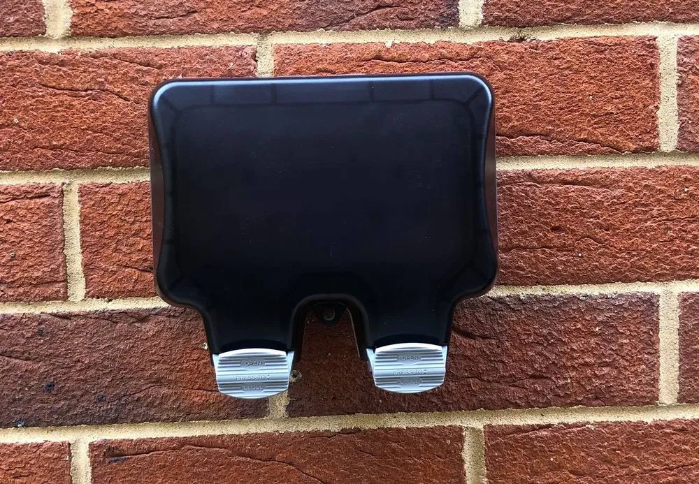 Slide of Gateway Licensed Electrician