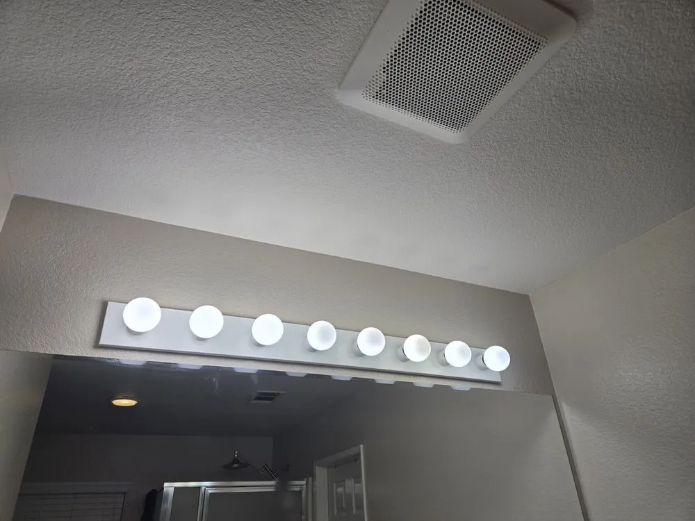 Slide of Gav Electric