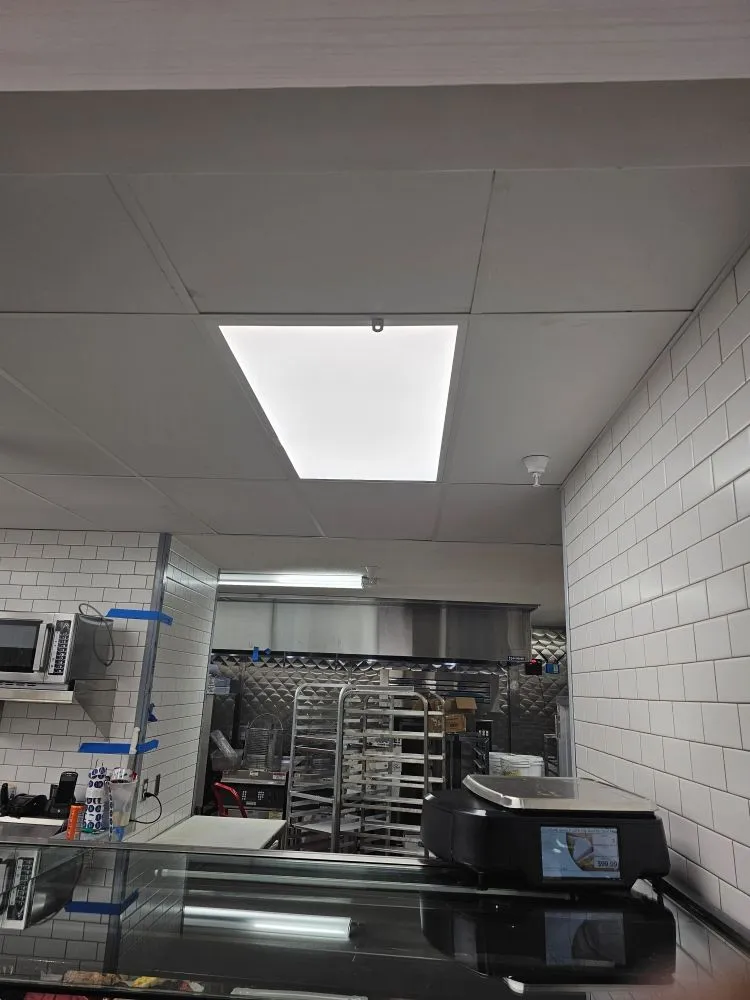 Slide of Gav Electric