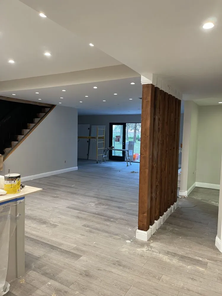 Licensed electrician providing lighting installation in ,