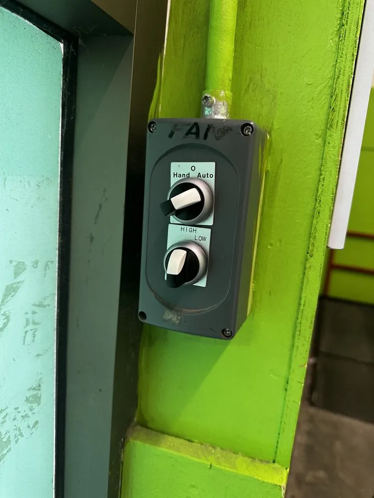 Reliable electrician providing wiring installation in , 