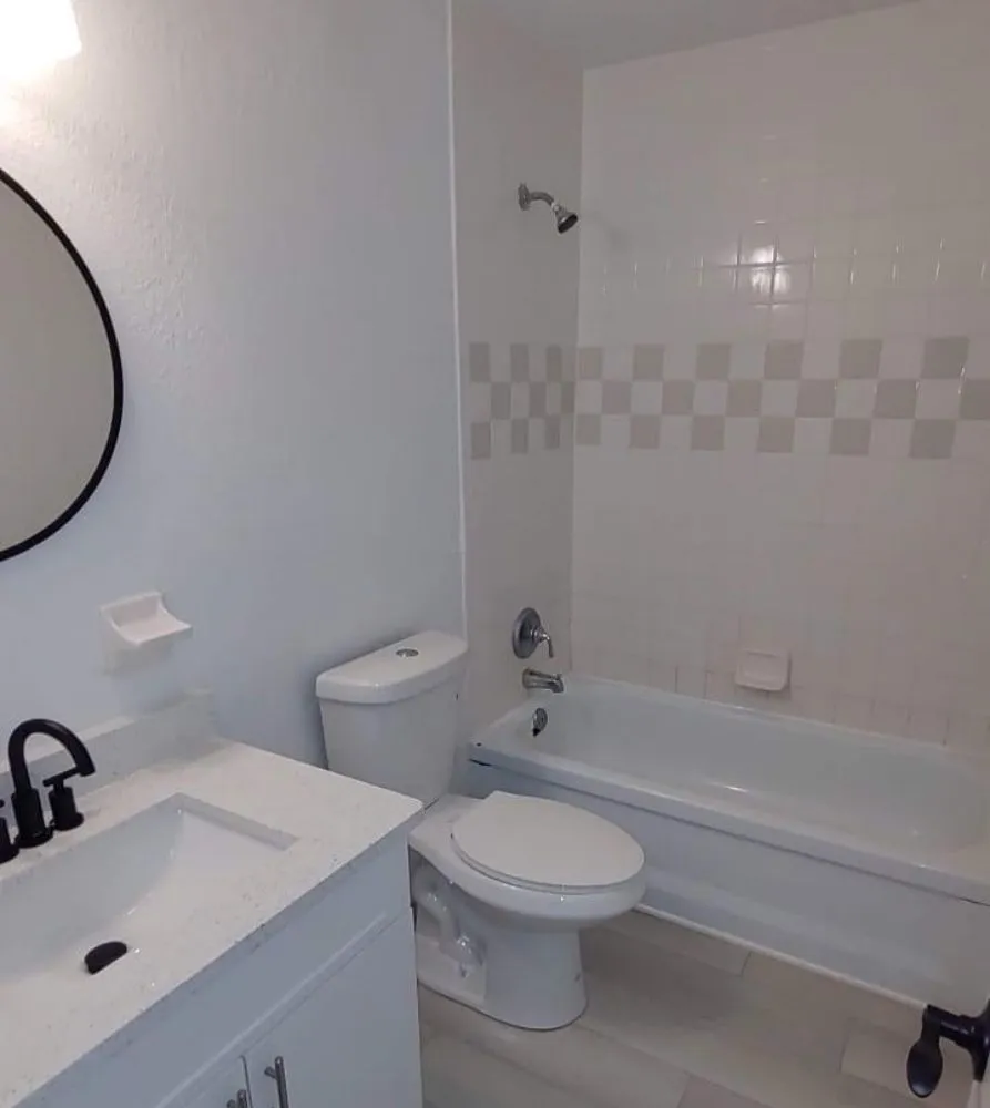 Slide of G&D Contractors