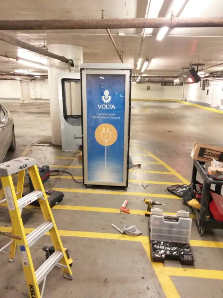 Licensed outlet and switch repair service in ,  - GDM Electric