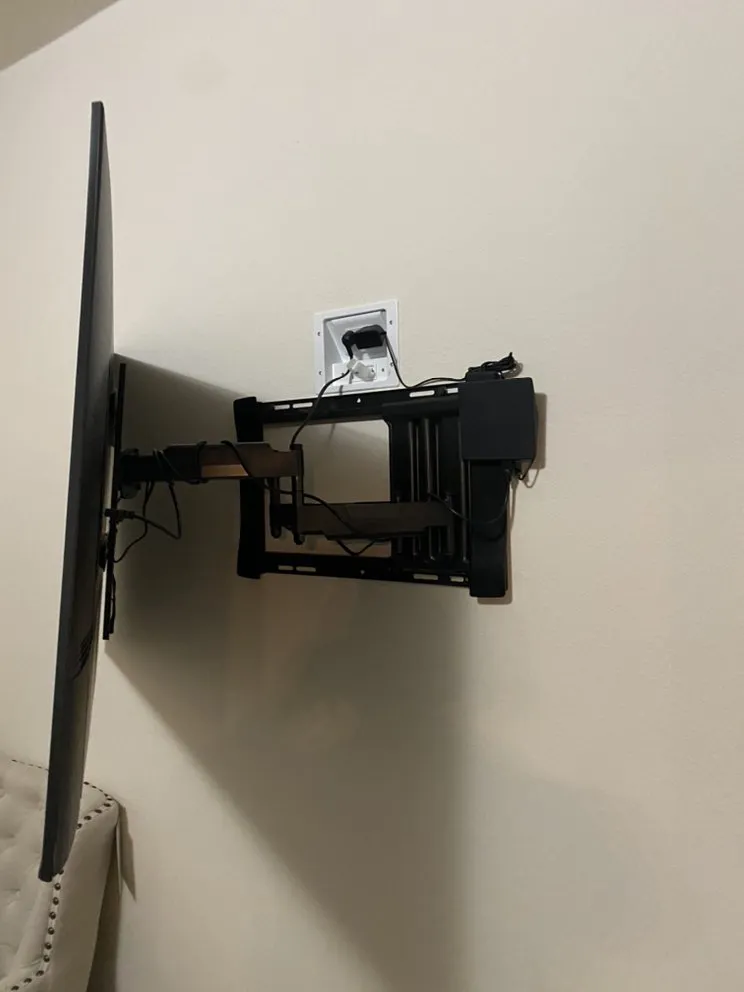 Slide of G&E Electrical