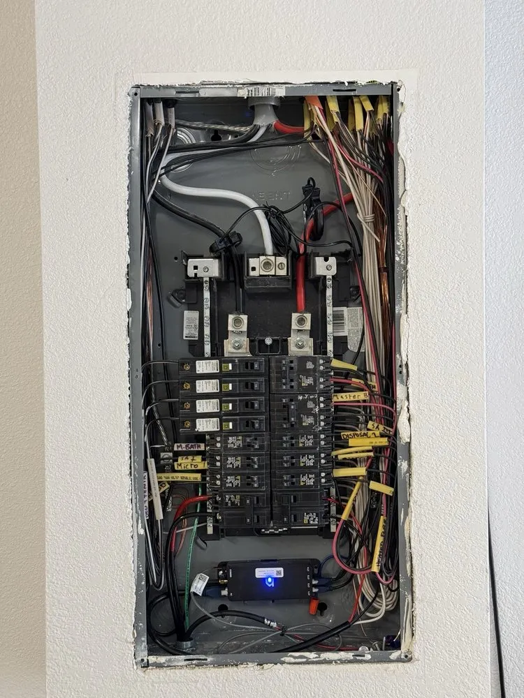 Certified circuit breaker repair experts serving ,  - GE Richardson Electric