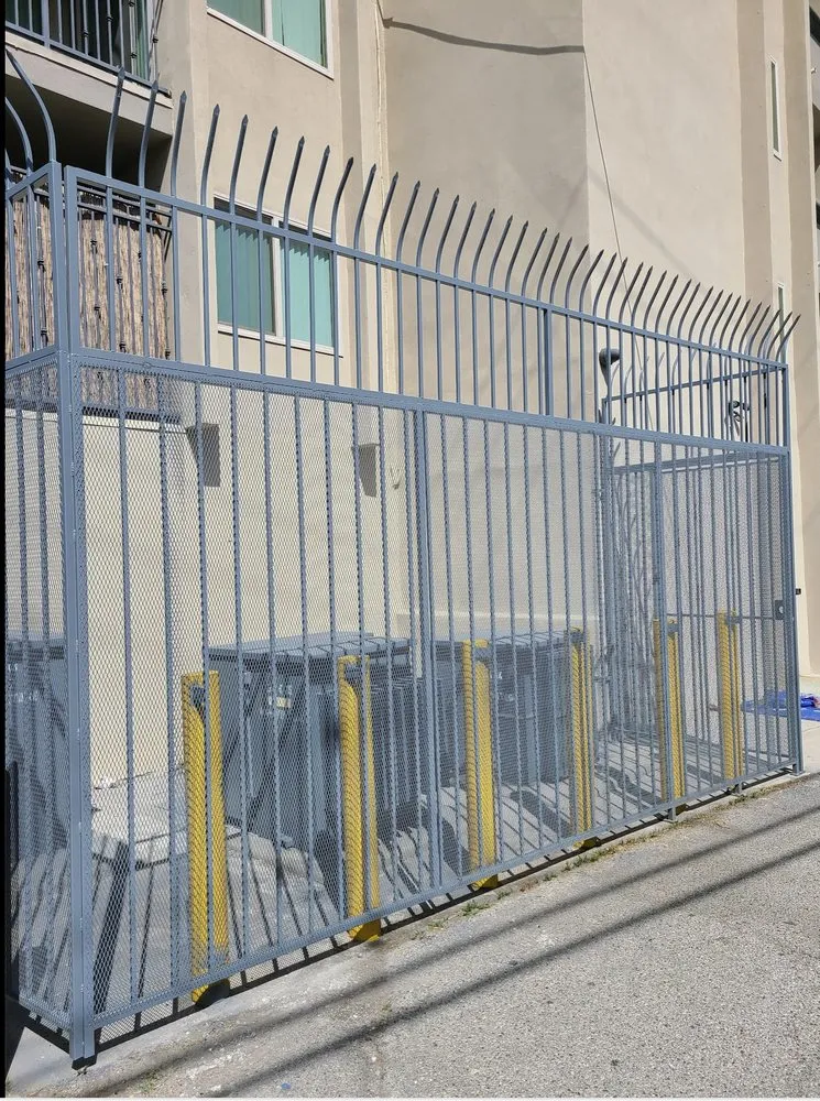 Slide of Gear Heads Fabrication & Equipment Repair