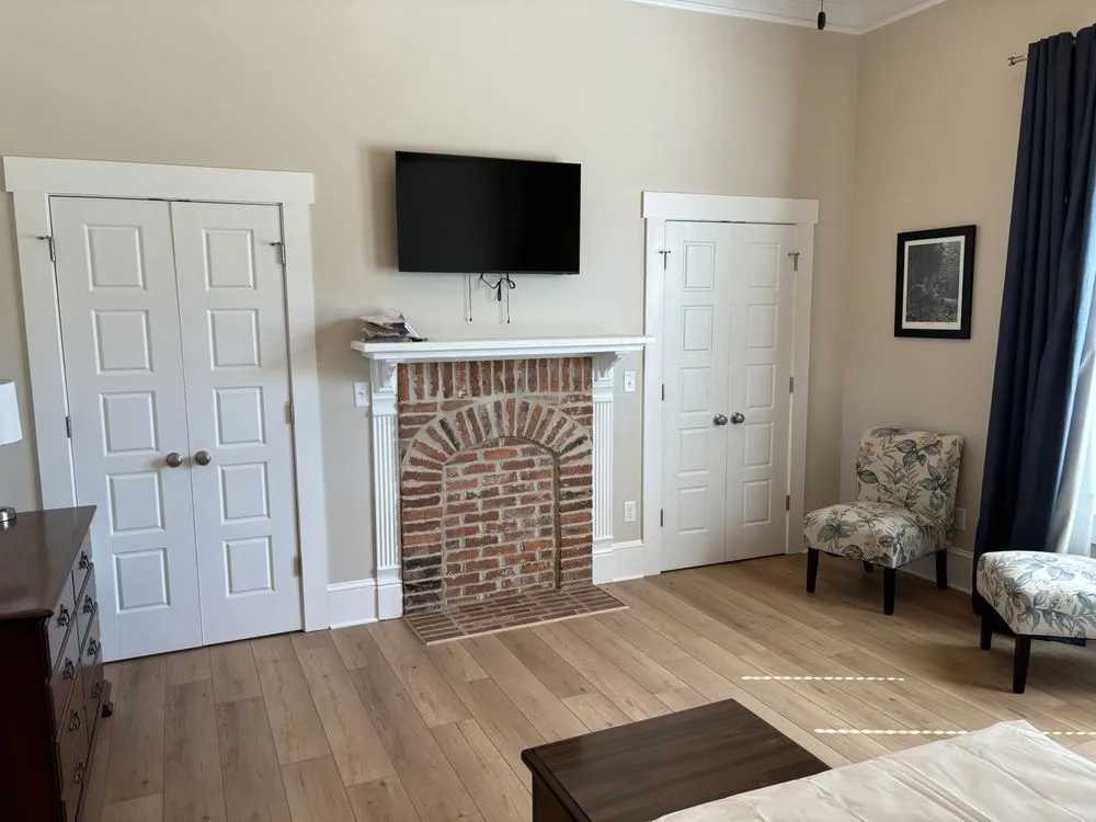 Emergency electrician providing wiring installation in Bonaire, GA - Gee A Home Repairs