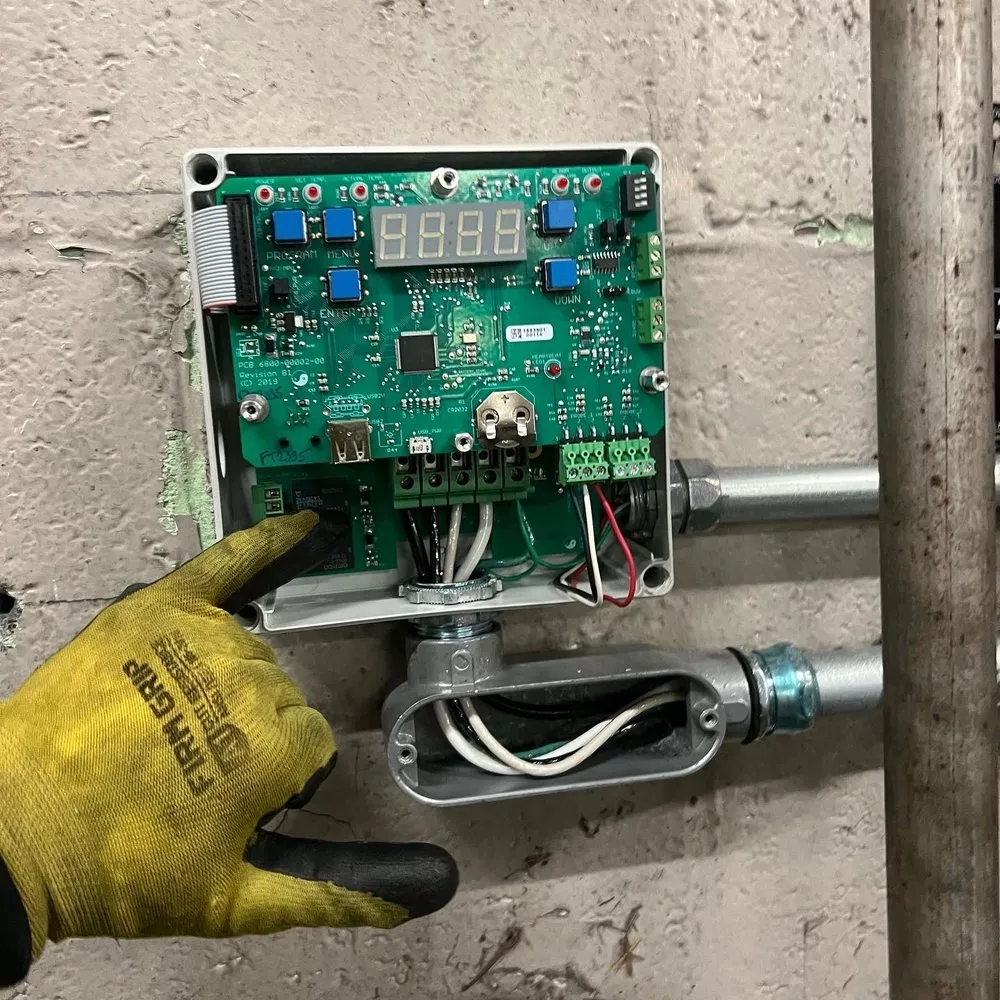 Slide of GEM Electrical Contracting