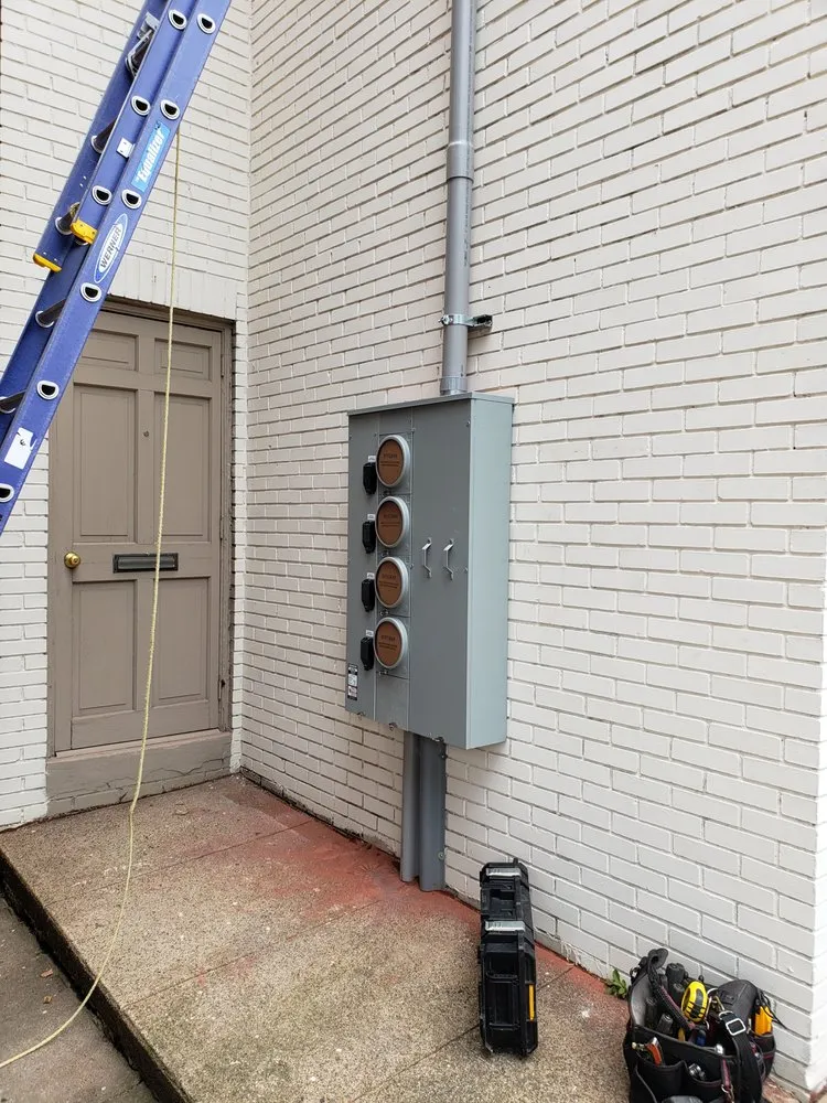 Slide of Gemini Electric Inc.